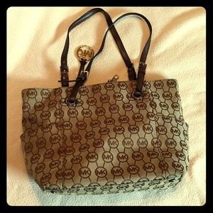 Michael Kors medium bag